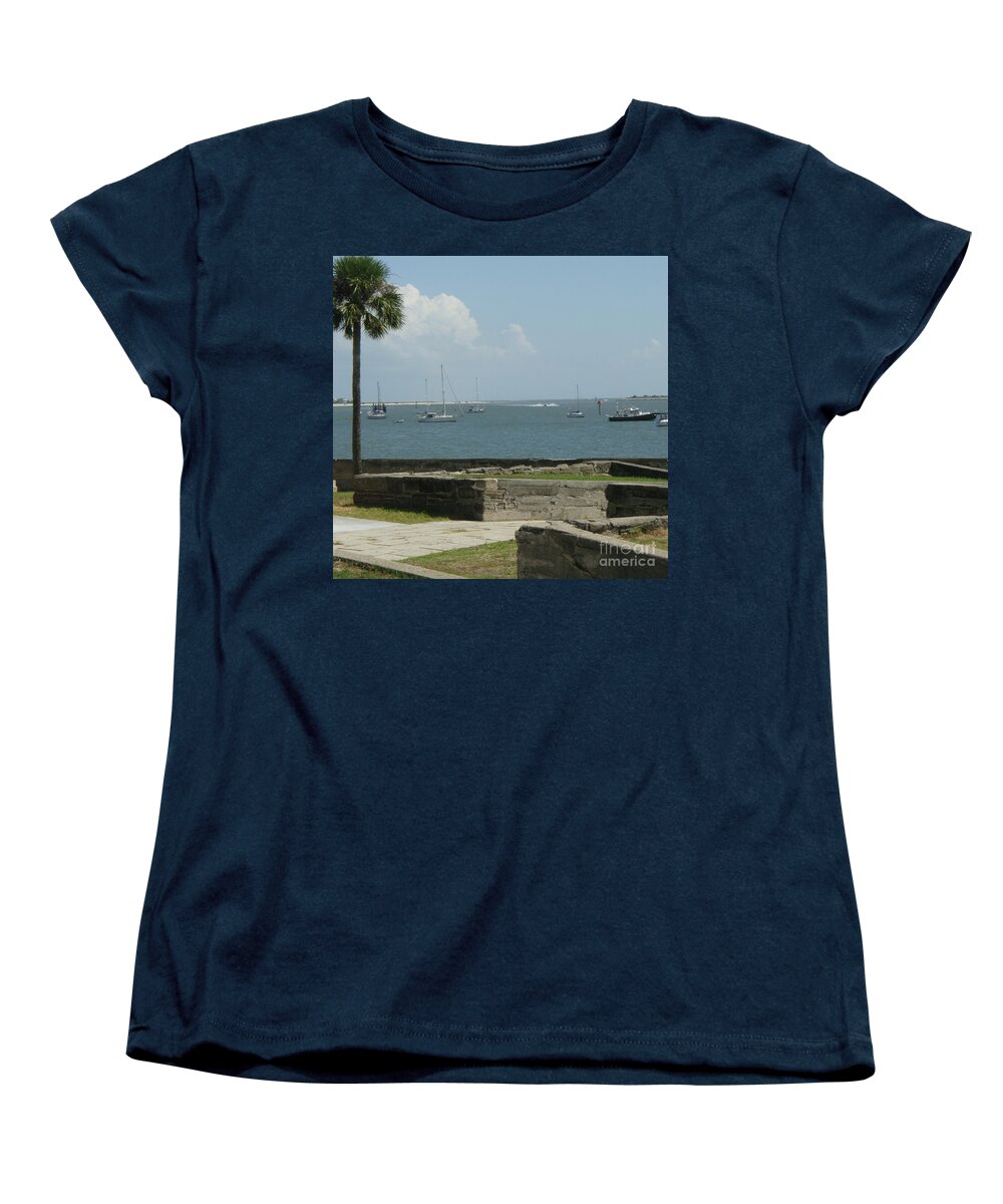 Coastal View with Sailing Boats - Women's T-Shirt (Standard Fit)