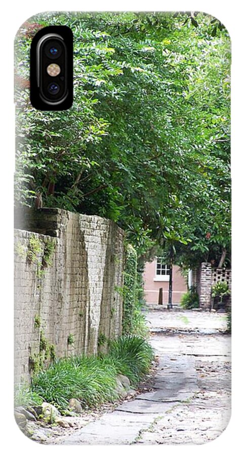 Historic Cobblestone Alley - Phone Case