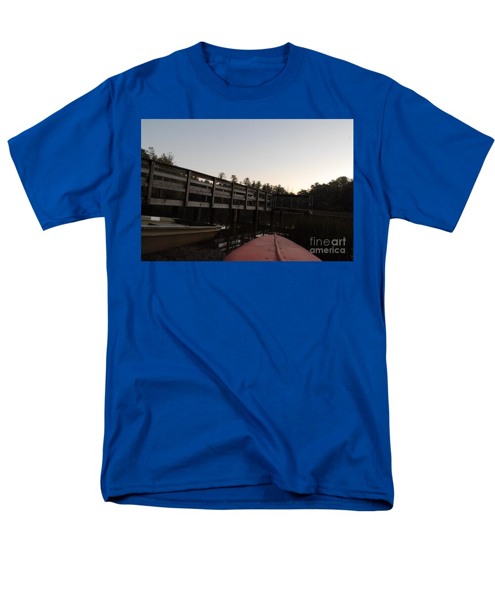 Kayak by Wooden Dock at Dusk - Men's T-Shirt  (Regular Fit)
